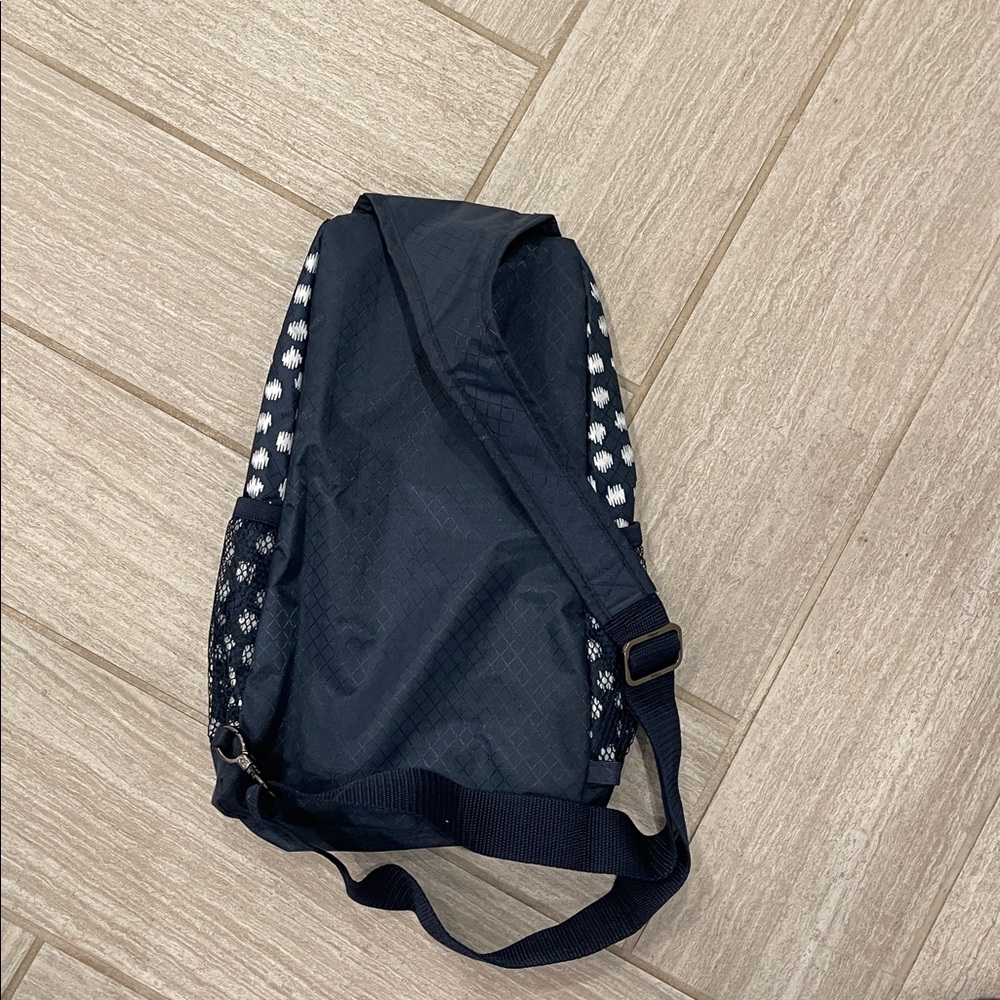 Thirty-One Navy and White Patterned Sling Bag - Picture 2 of 4